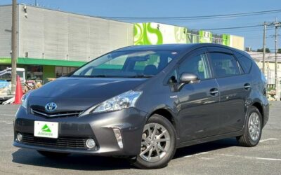 トヨタ　プリウスα