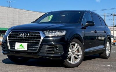 アウディ　Q７