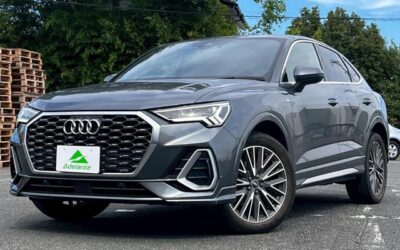 アウディ　Q3スポーツバック